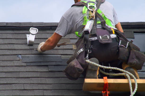 Best Emergency Roof Repair  in St Ignace, MI